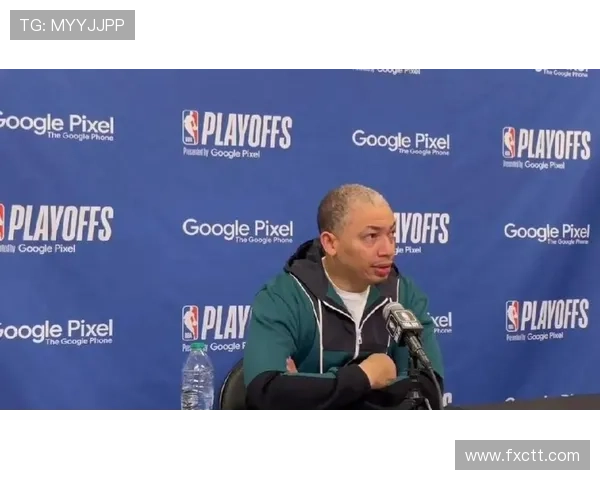 泰伦卢:小卡伤病管理由我们决定 球队需保护他非因不想打球 泰伦卢:小卡伤病管理由我们决定 球队需保护他非因不想打球